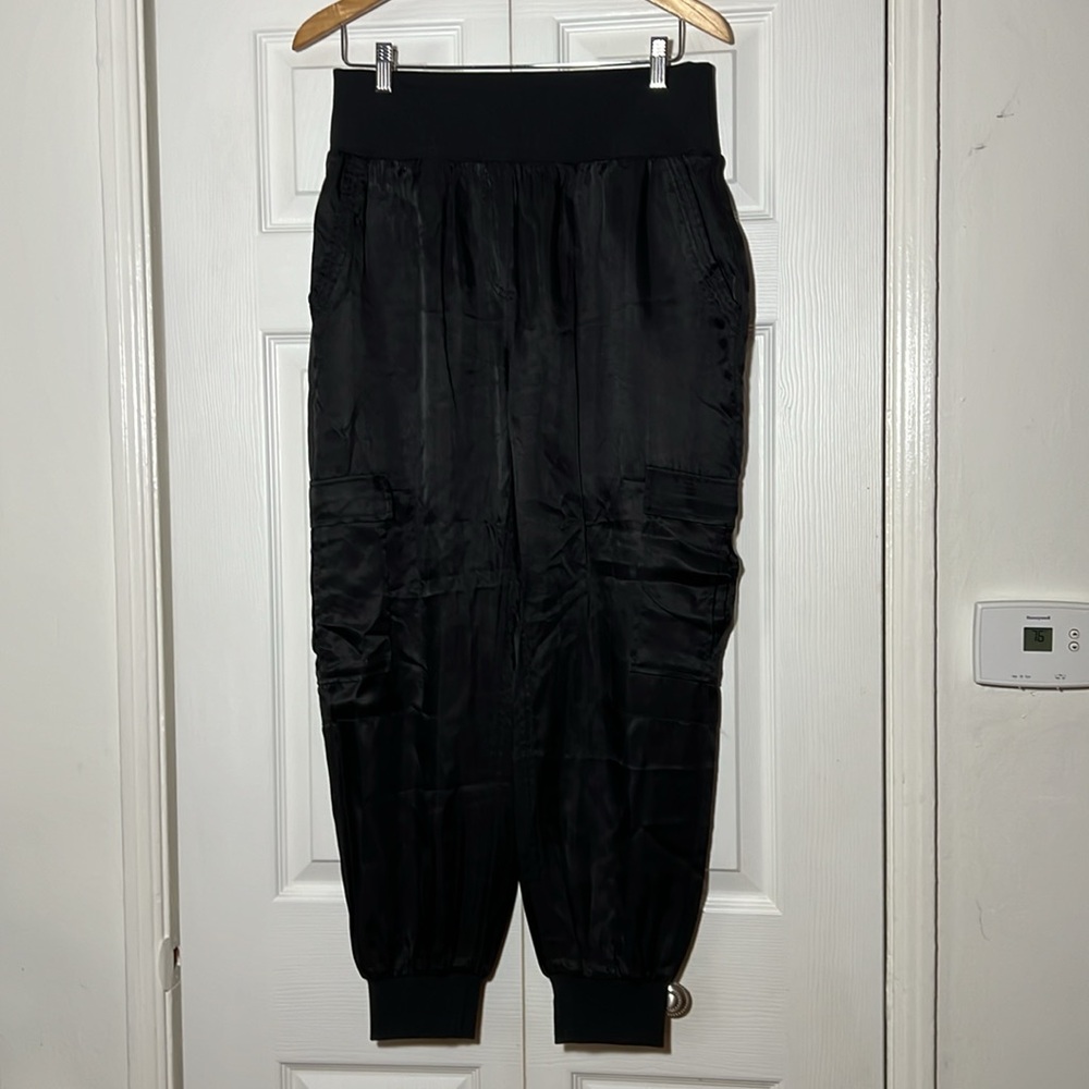 Cinq a sept Black Satin Jogger Pant XL - Picture 3 of 11